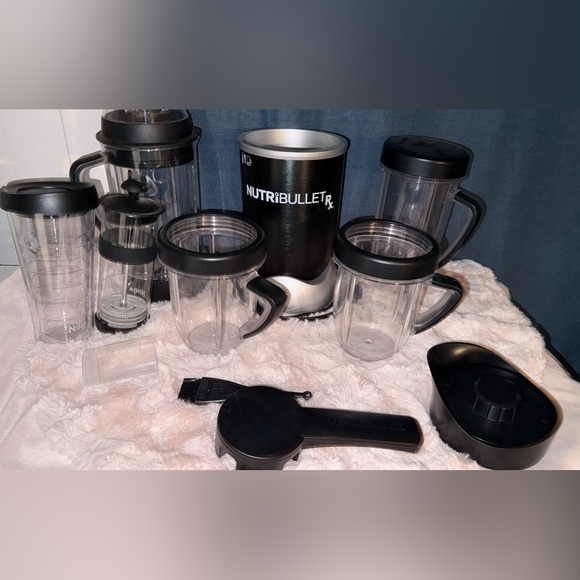 NutriBullet Rx NB-301 HighSpeed Blender 1700W Includes Extra Accessories, Tested - Picture 3 of 16